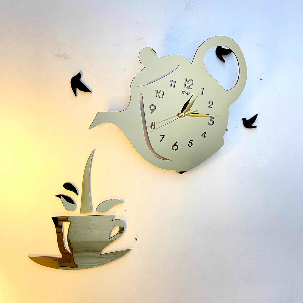 Kettle Tea Wall Clock